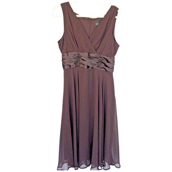 Connected Apparel Brown V-Neck Satin Ruched A-Line Cocktail Dress Size 14 - Picture 1 of 12
